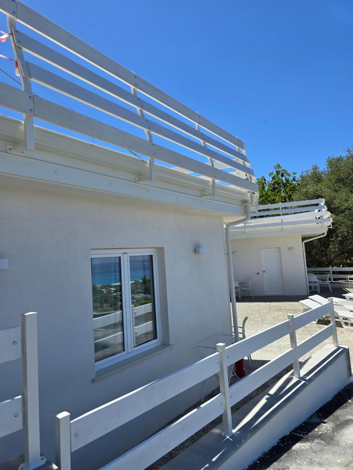 Hotel La Praia Zambrone Exteriér fotografie
